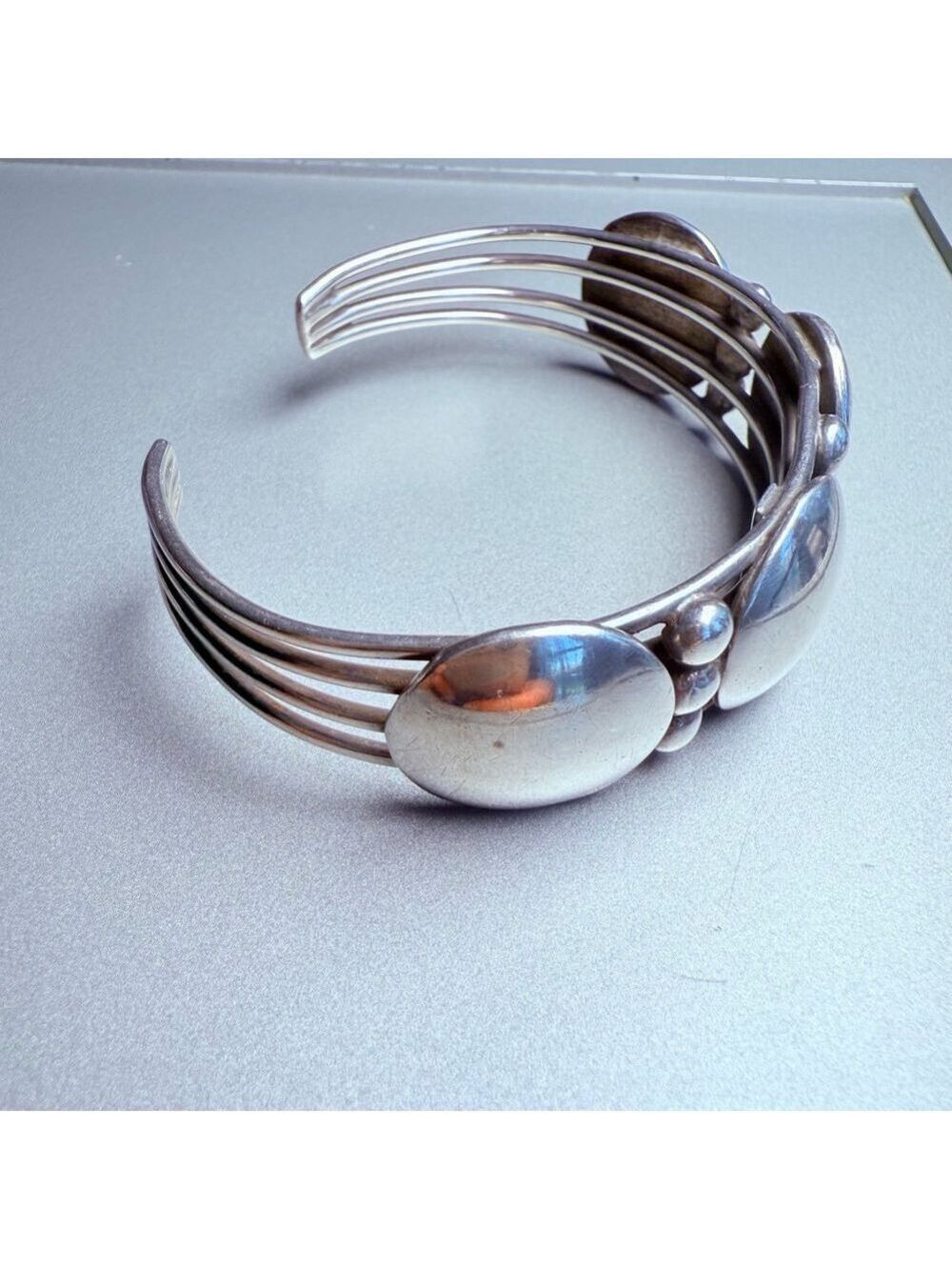 Navajo Modernist Gilbert Gomez Sterling Silver Bracelet, Ring, Earrings Set VTG - Picture 8 of 13